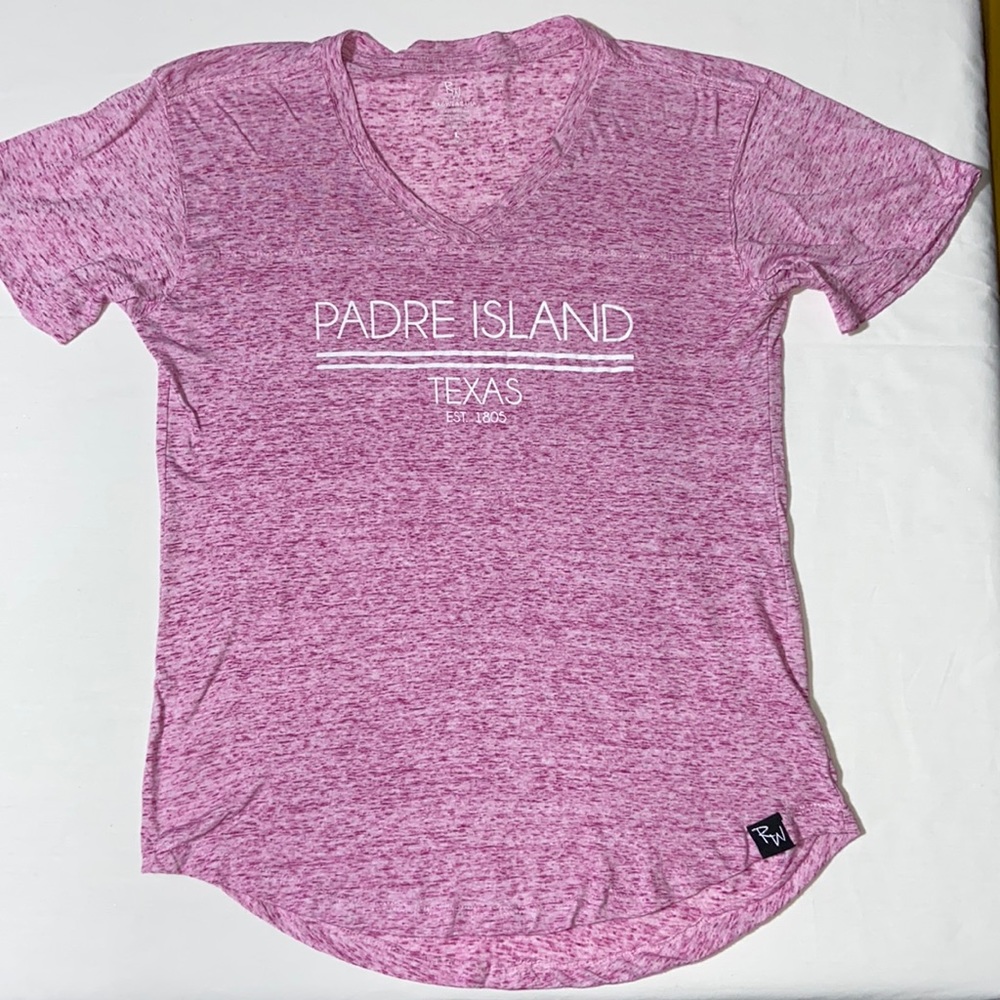 NWOT Padre Island TEXAS V Neck Top. Heather Pink. Size Large